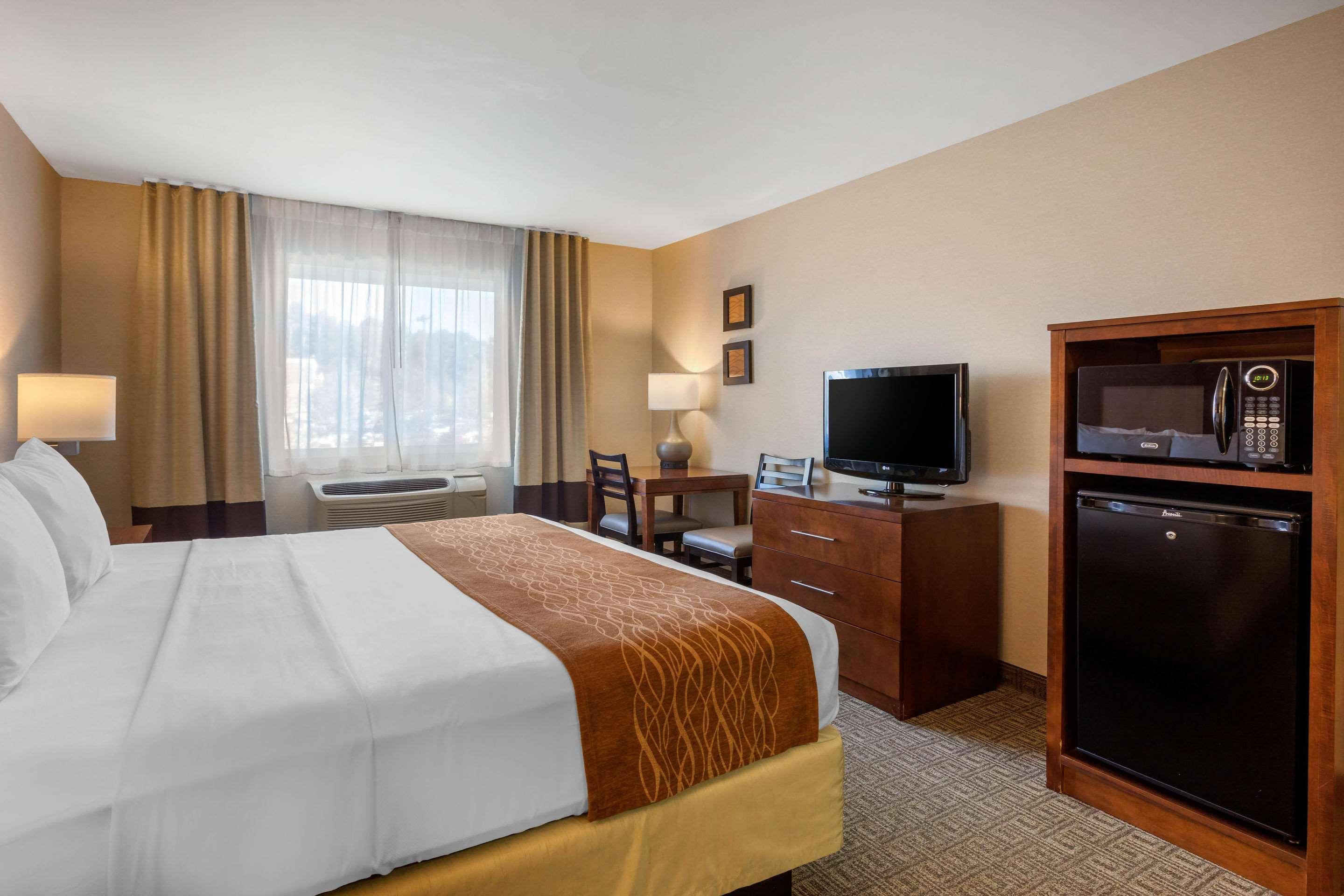 Comfort Inn & Suites Murrieta Temecula Wine Country Zewnętrze zdjęcie